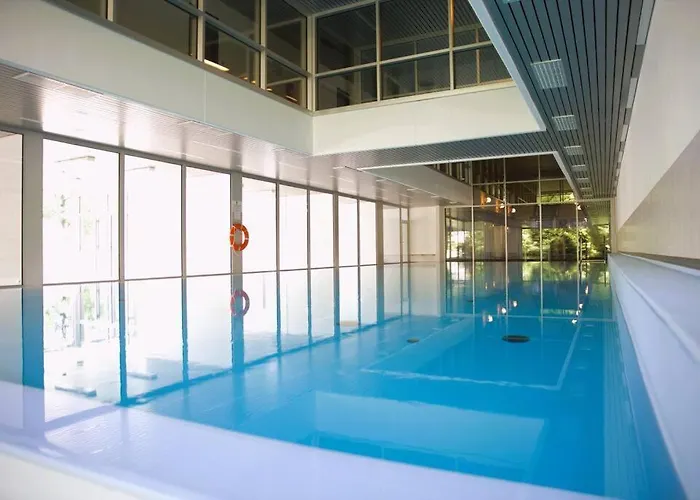 Sunny & Cozy Studio With Shared Swimming Pool